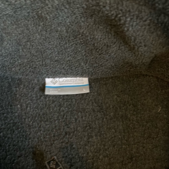 Columbia Zip Up Vest - Picture 2 of 2